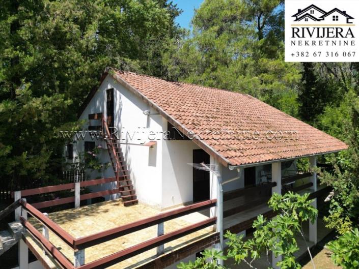 Image No.2-4 Bed House for sale