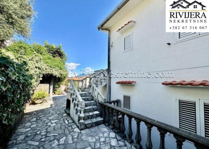 Image No.11-2 Bed Flat for sale