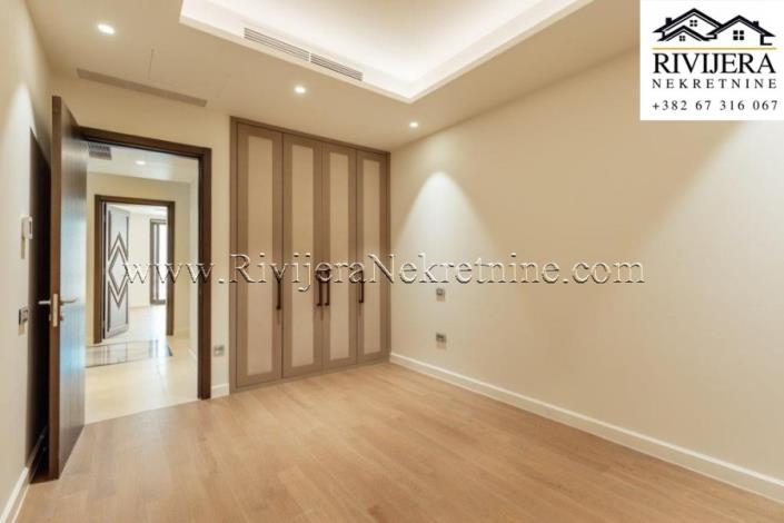 Image No.11-3 Bed Apartment for sale