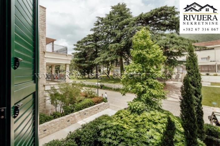 Image No.12-3 Bed Apartment for sale