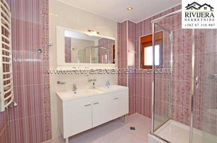 Image No.18-Maison de 5 chambres à vendre à Zelenika