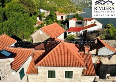 prodaja_Sale_Rivijera_Nekretnine_Ads_Kotor_Boka_bay_kuca_house_oglasi_oglas_-3-800x570
