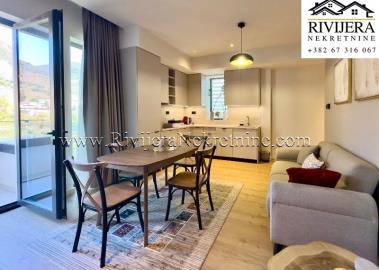 prodaja_Sale_rivijera_Nekretnine_Ads_Oglasi_Tivat_Portomontenegro_-5-800x570--1-