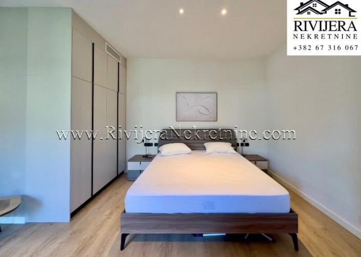 Image No.9-Studio for sale