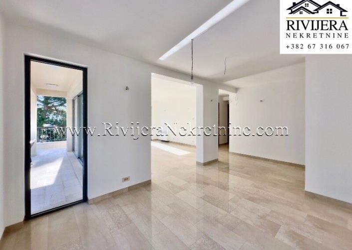 Image No.12-Appartement de 2 chambres à vendre à Kotor