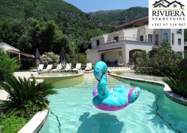 prodaja_prodaza_Sale_rivijera_Nekretnine_Ads_Ad_oglasi_Tivat_Boka_bay_Boka-kotorska_-4-798x570