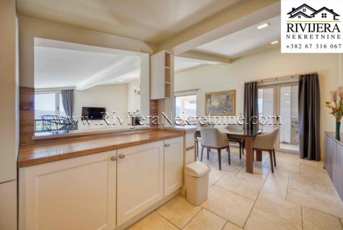 Image No.9-Maison de 10 chambres à vendre à Tivat