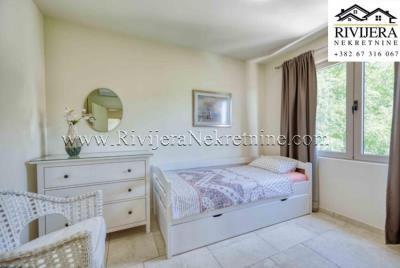 prodaja_prodaza_Sale_rivijera_Nekretnine_Ads_Ad_oglasi_Tivat_Boka_bay_Boka-kotorska_-14-850x570