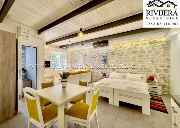 Image No.8-4 Bed House for sale