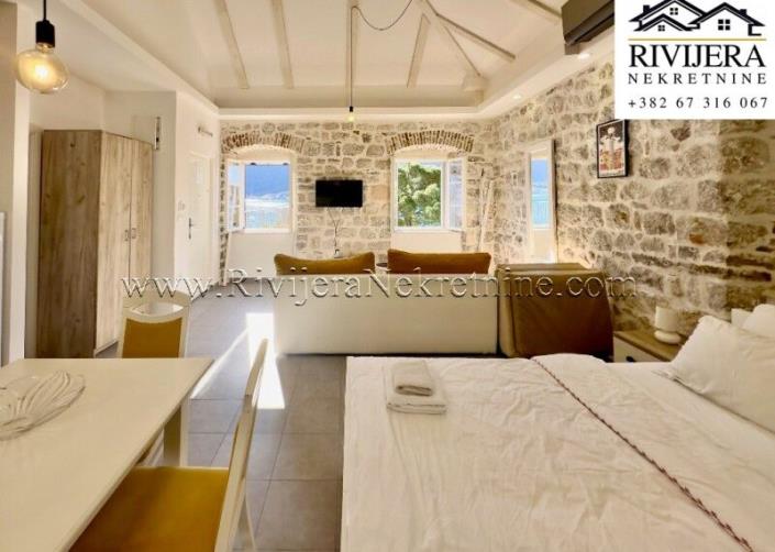 Image No.15-4 Bed House for sale