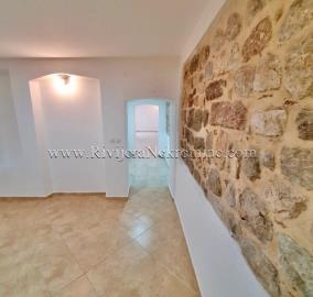 prodaja_sale_rivijera_nekretnine_Ads_ad_oglasi_Kotor_Kotor_bay_stan_apartment_realestate_Boka_-11-600x570