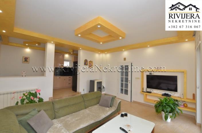 Image No.5-4 Bed House for sale