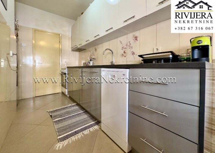 Image No.9-3 Bed Flat for sale