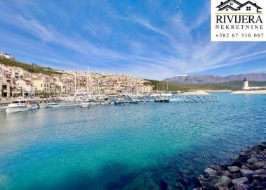 prodaja_Sale_Rivijera_Nekretnine_Ads_Ad_oglasi_Lustica_bay_Herceg_Novi_Tivat_Boka_bay_-1-1-800x570