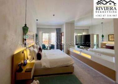 prodaja_Sale_Rivijera_Nekretnine_Ads_Ad_oglasi_Lustica_bay_Herceg_Novi_Tivat_Boka_bay_-4-1-800x570