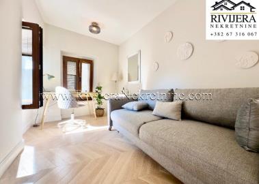 prodaja_Sale_rivijera_Nekretnine_ads_ad_oglasi_Kotor_old_Town_stari_grad_realestate_-1-800x570