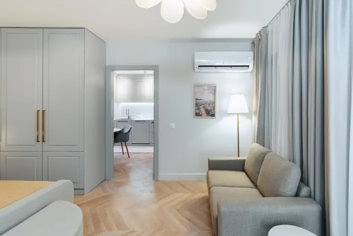 Image No.10-2 Bed Flat for sale