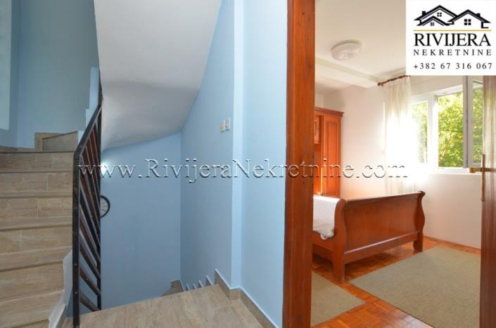 Image No.12-4 Bed House for sale