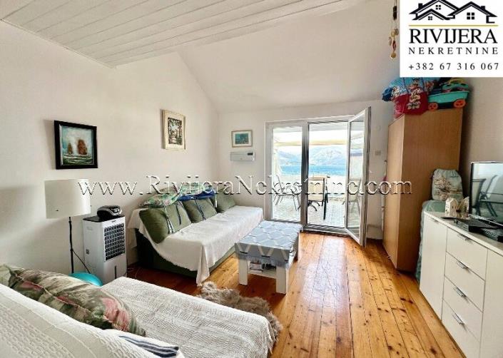 Image No.2-Appartement de 1 chambre à vendre à Tivat