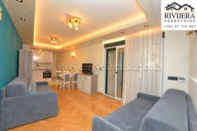 prodaja_prodaza_Sale_rivijera_nekretnine_Ads_oglasi_Herceg_Novi_centar_oldtown_apartment_stan_--1-