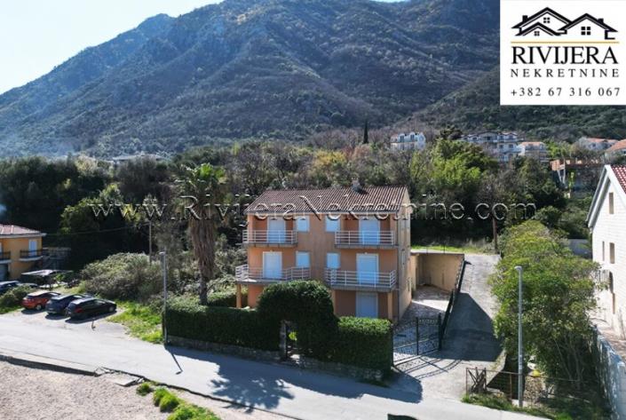 Image No.3-8 Bed House for sale