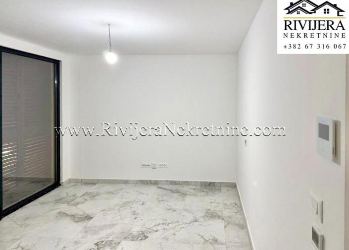 Image No.5-3 Bed Flat for sale