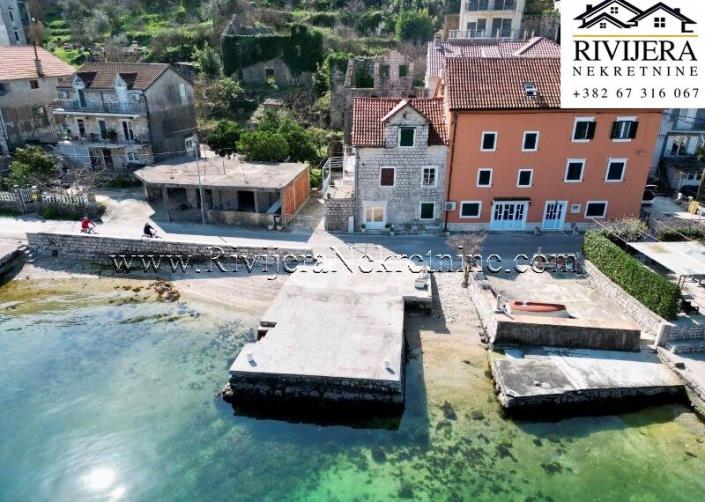 Image No.5-Maison / Villa de 3 chambres à vendre à Kotor