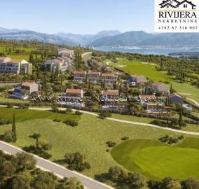 prodaja_Sale_rivijera_nekretnine_ads_Lustica_Boka_bay_vila_villa_-11-600x570