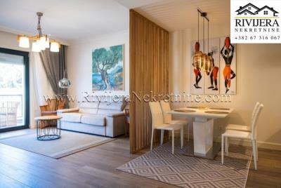 prodaja_Sale_Rivijera_Nekretnine_Ads_ad_oglasi_Lustica_bay_tivat_-8-850x570