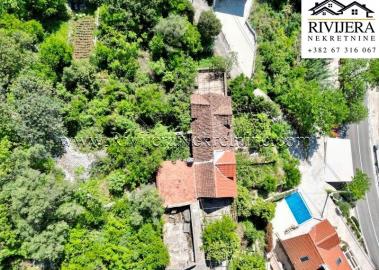 prodaja_prodaza_sale_rivijera_Nekretnine_real_Estate_Kotor_Boka_bay_house_old_-6-800x570