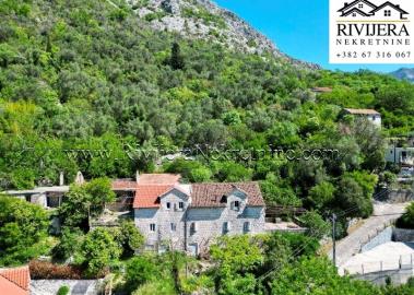 prodaja_prodaza_sale_rivijera_Nekretnine_real_Estate_Kotor_Boka_bay_house_old_-13-800x570