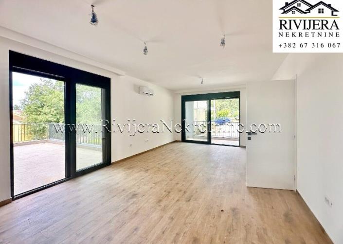 Image No.7-3 Bed Flat for sale