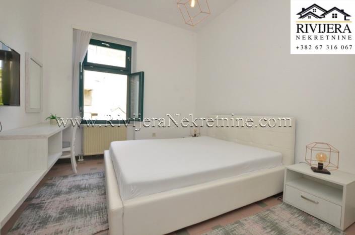 Image No.14-3 Bed House for sale