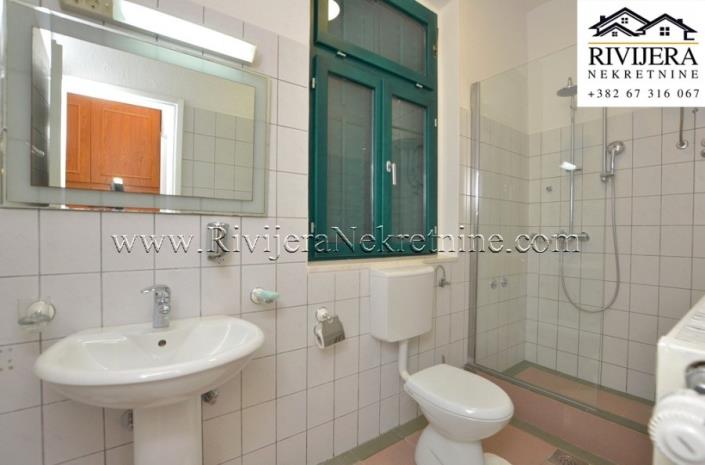 Image No.17-3 Bed House for sale