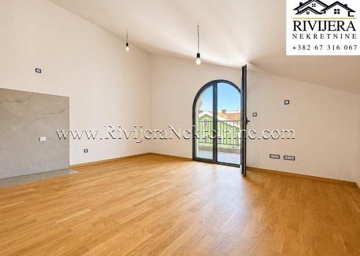 Image No.3-Appartement de 2 chambres à vendre à Donja Lastva