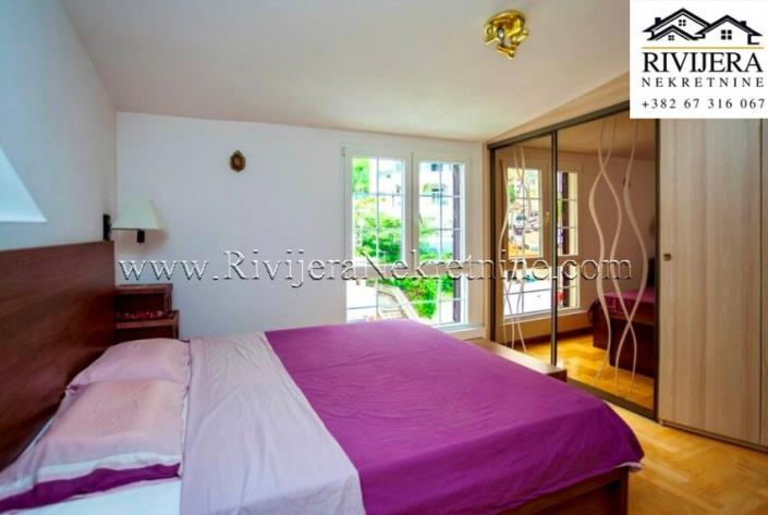 Image No.12-3 Bed Flat for sale