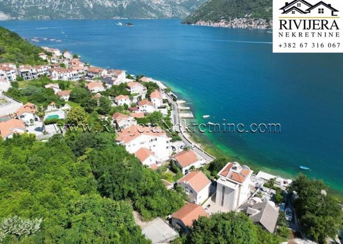 Image No.6-Maison / Villa de 6 chambres à vendre à Kotor