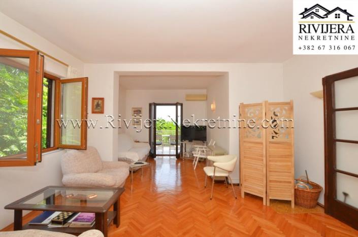 Image No.11-7 Bed House for sale