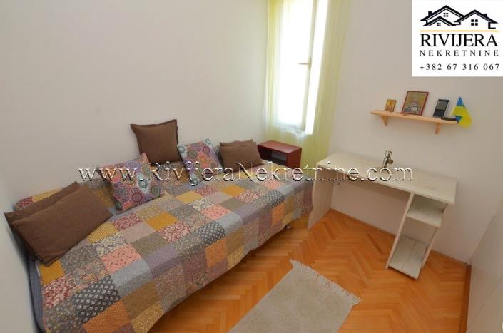 Image No.10-3 Bed Apartment for sale