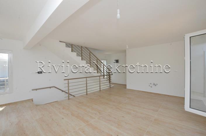 Image No.11-3 Bed Apartment for sale