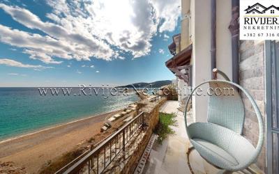 prodaja_prodaza_Sale_rivijera_nekretnine_Ads_oglasi_lustica_bay_real_estate_-2-850x532