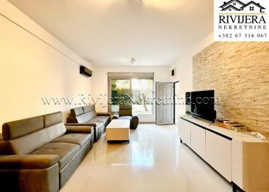 prodaja_prodaza_Sale_rivijera_nekretnine_ads_Ad_oglasi_Kotor_Dobrota_real_Estate_-1-800x570