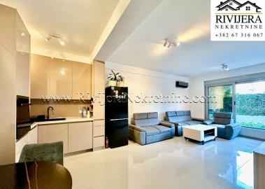 prodaja_prodaza_Sale_rivijera_nekretnine_ads_Ad_oglasi_Kotor_Dobrota_real_Estate_-7-800x570