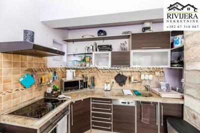 prodaja_sale_prodaza_ads_oglasi_Njivice_Herceg_novi_Rivijera_nekretnine_--5-