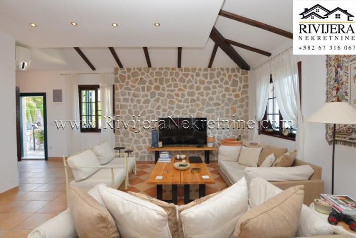 Image No.9-2 Bed Flat for sale