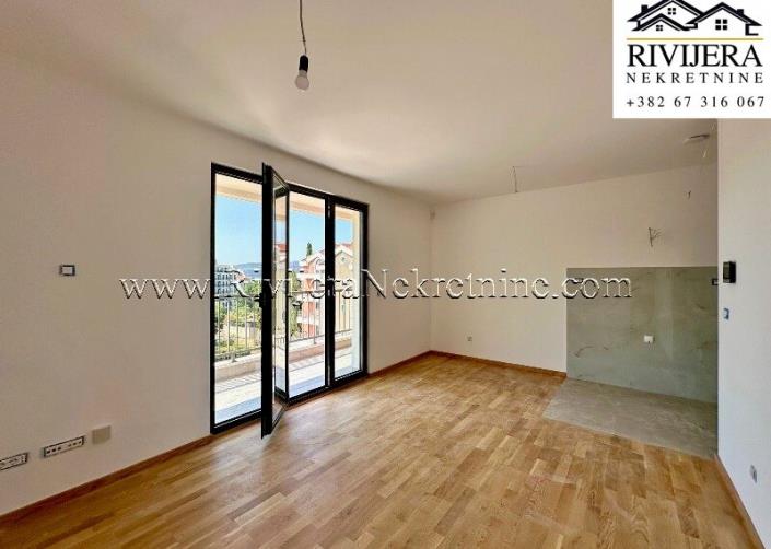 Image No.13-2 Bed Flat for sale
