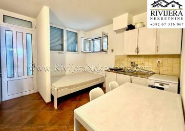 sale_prodaja_prodaza_Rivijera_nkretnine_Ads_oglas_Tivat_boka_Krasici_stan_apartment-3-800x570