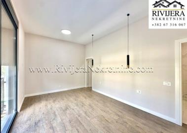 prodaja_Sale_rivijera_nekretnine_ads_ad_oglasi_Tivat_boka_bay_kotor_house_kuca_-6-800x570