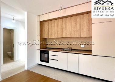 prodaja_prodaza_sale_rivijera_nekretnine_tivat_kotor_ads_ad_oglas_stan_-9-800x570