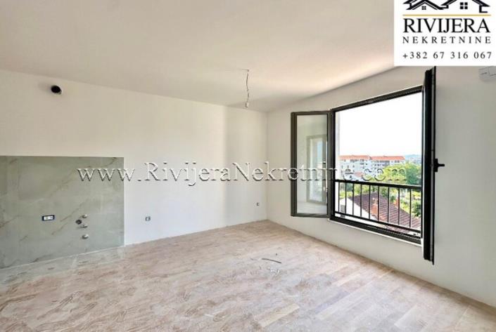 Image No.9-2 Bed Flat for sale